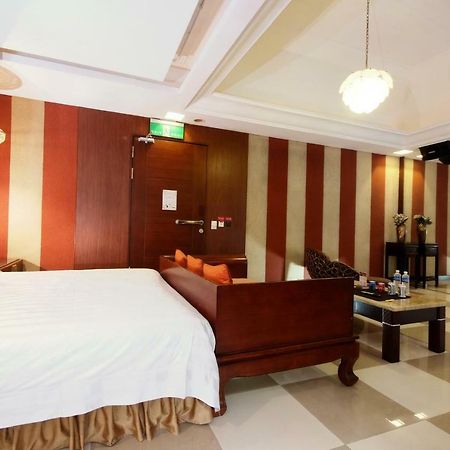 Q Motel精品旅館 Tucheng Extérieur photo