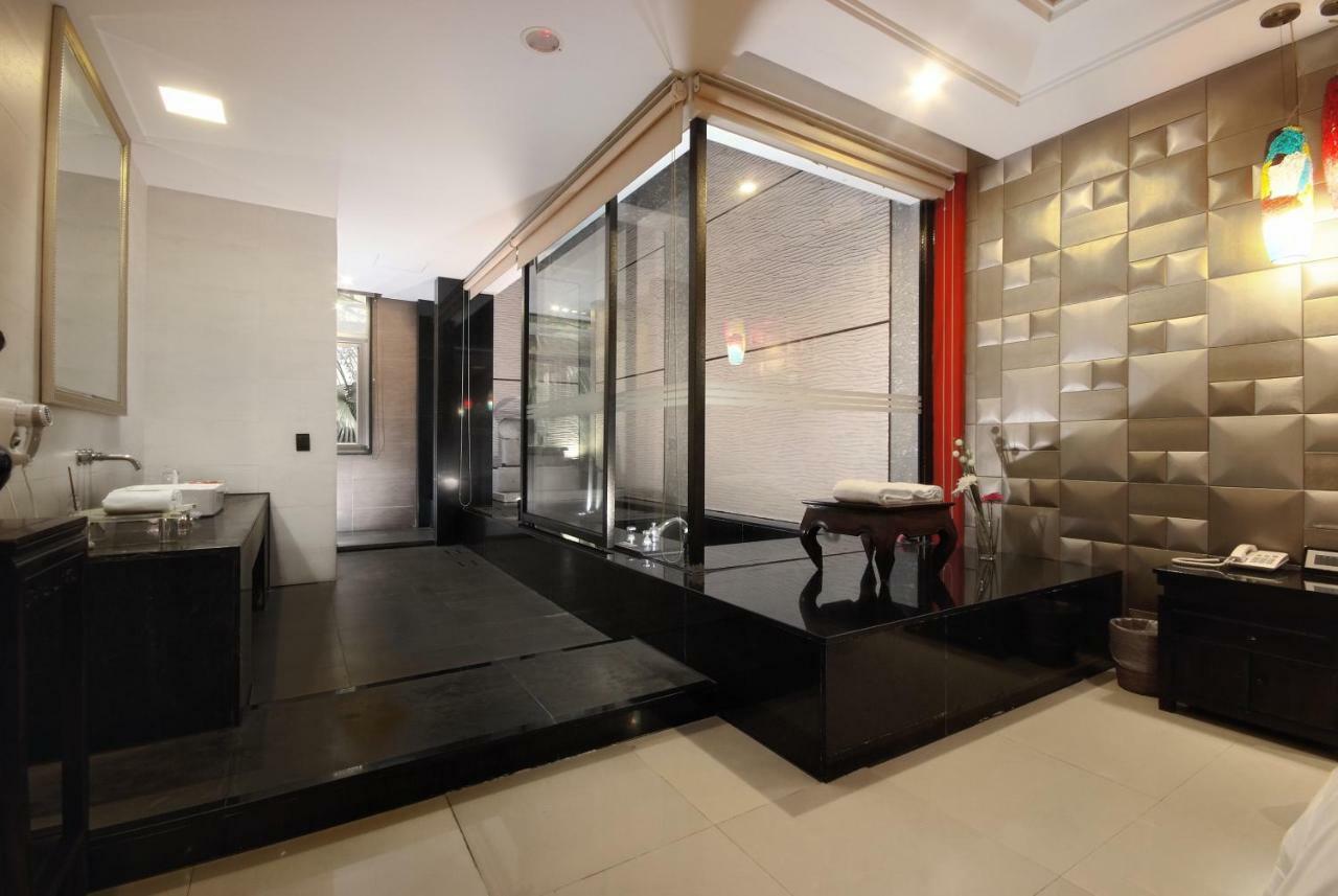 Q Motel精品旅館 Tucheng Extérieur photo