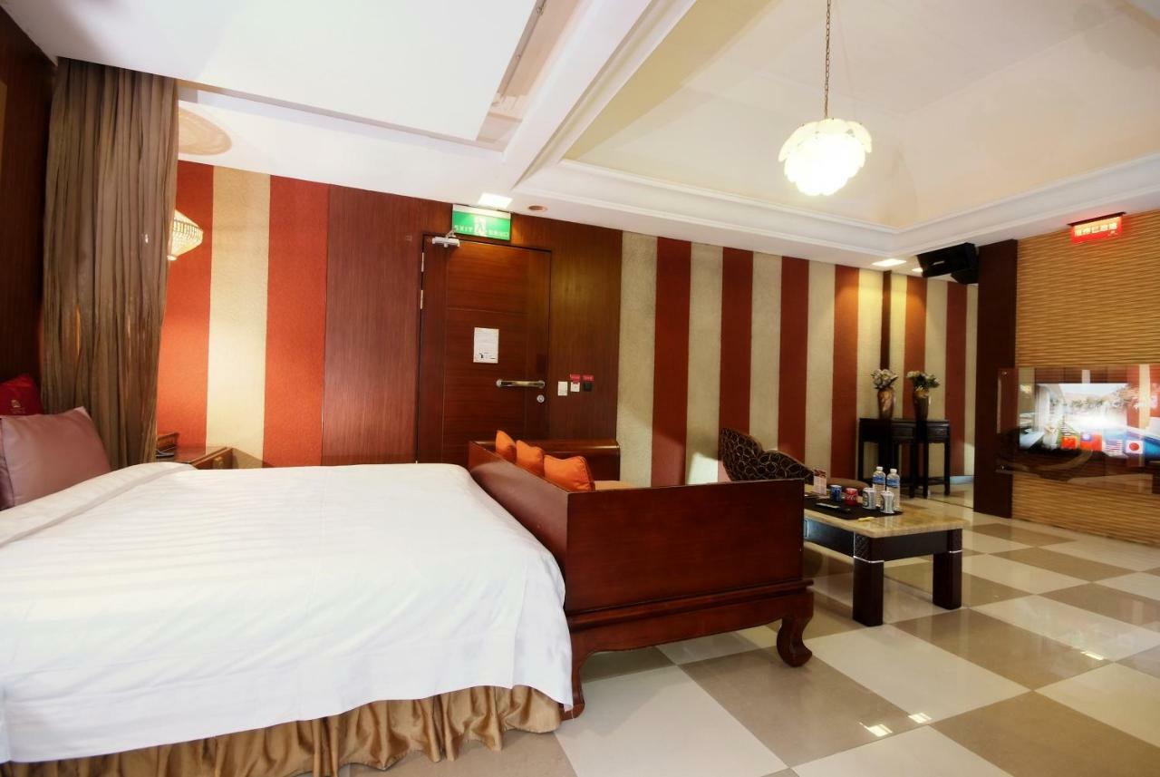 Q Motel精品旅館 Tucheng Extérieur photo